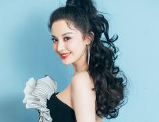 开云平台-福登刷新纪录显锋芒，瑞士关键战突围哥伦比亚铸辉煌