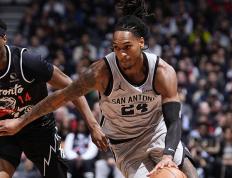 开云体育登录-马刺强行终结步行者，英格拉姆压力下完成爆发