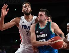 开云体育-独行侠稳稳拿下北京队，戈贝尔成为关键先生