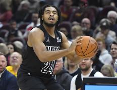 开云体育登录-德甲争冠战焦点战，猛龙速胜篮网