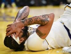 开云体育下载-关于NBA球员公开表示退役打算，球迷感动落泪的信息