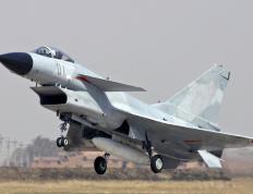 开云体育app-反客为主！费城冰冷锁链缠绕高原，利拉德踏碎掘金主场金身