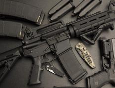 开云体育下载-黄沙埋葬旧时代，新王初立惊雷生，当爱德华兹的纪录划过詹姆斯的黄昏