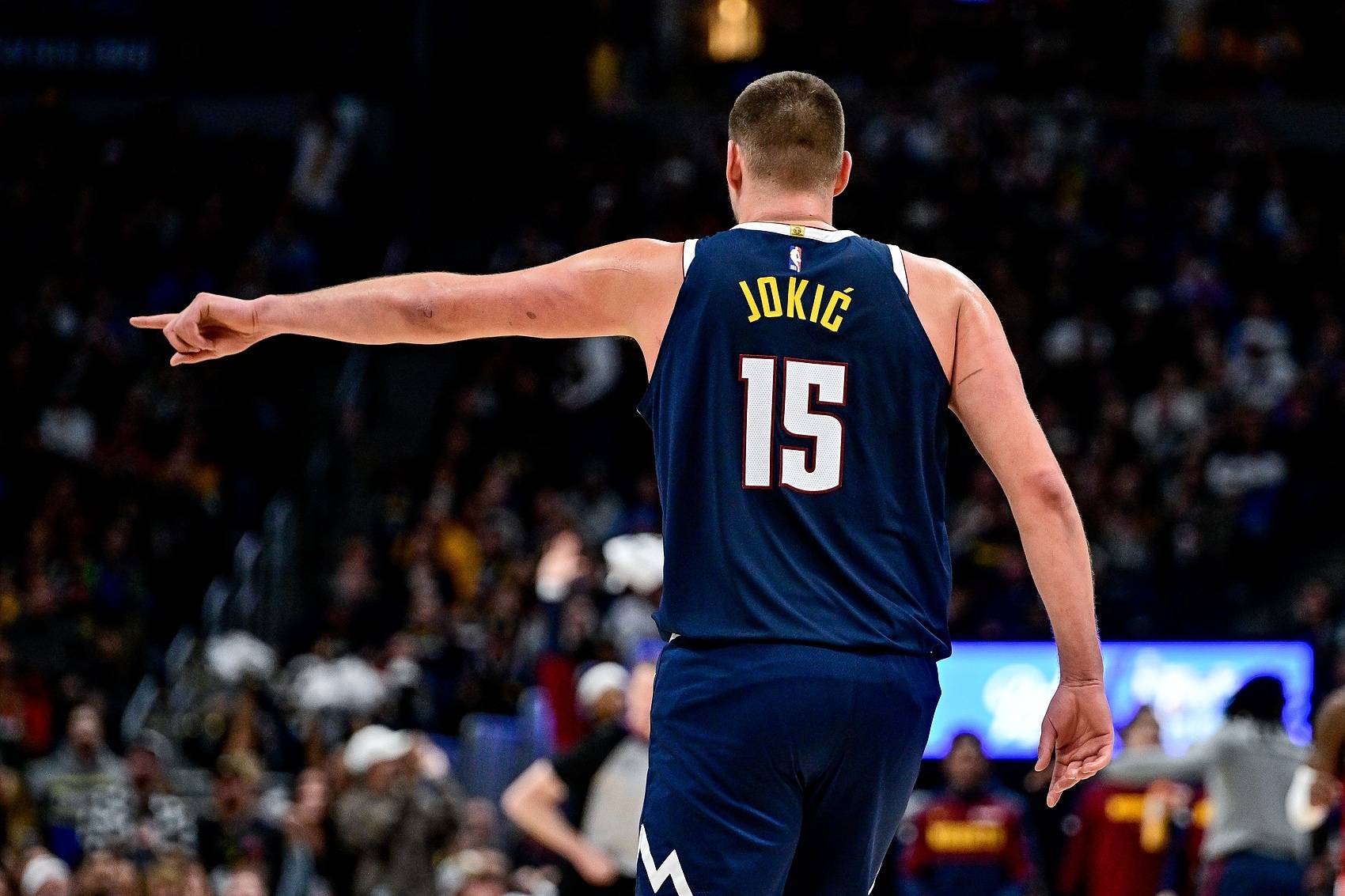 开云体育登录-马刺轻取掘金，约基奇送出助攻