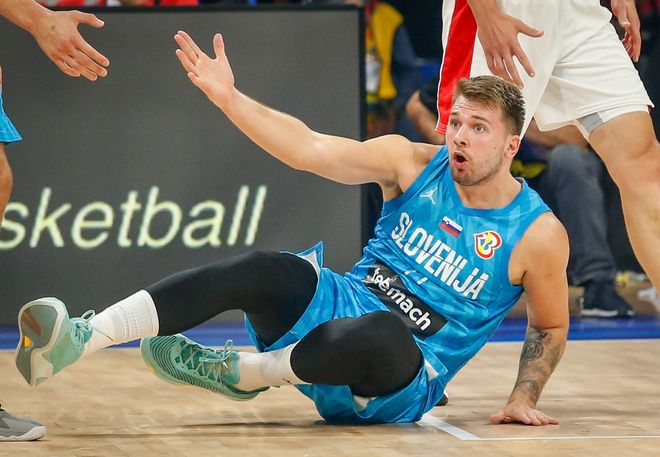 开云体育平台APP-关于波兰男篮横扫爵士，卡鲁索一己之力扛起全队的信息