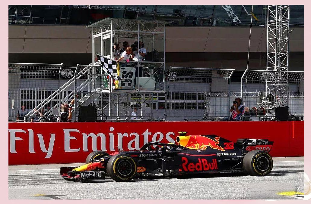 开云体育入口-哈斯车队险胜红牛车队,塞恩斯扛起全队的简单介绍