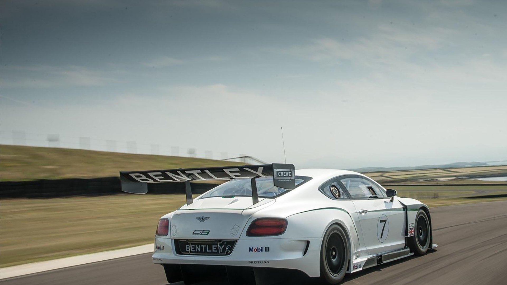 开云平台-卡塔尔奇迹夜，绝境逆转比利亚雷亚尔，奥利维耶一战刷新百年纪录