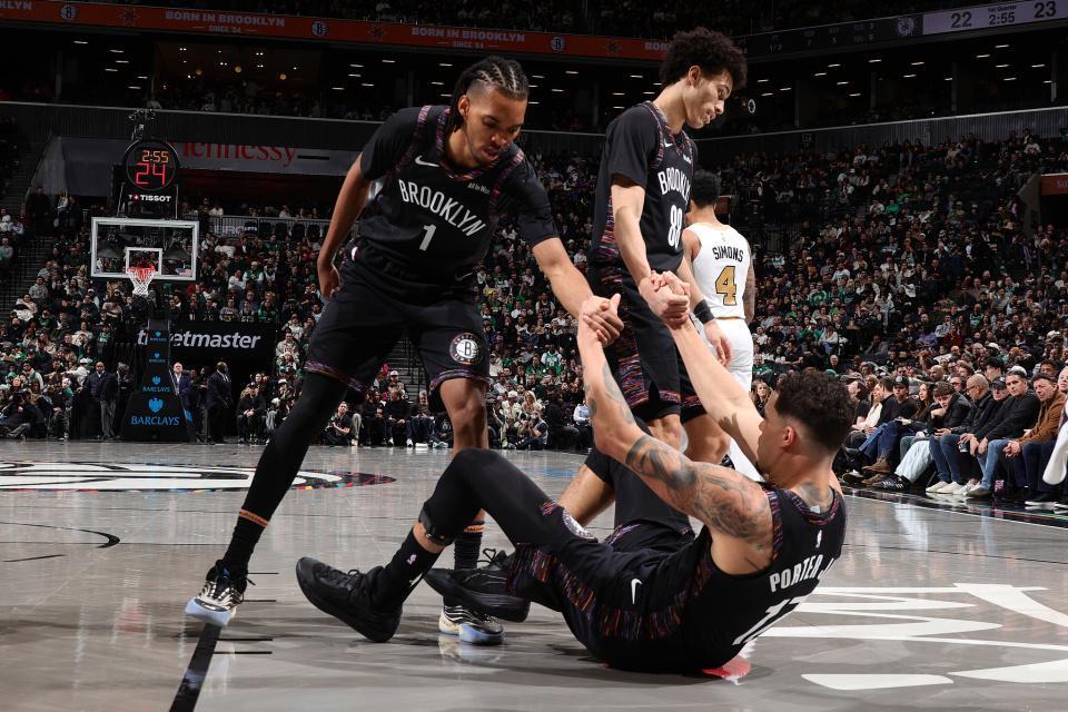 开云体育登录-德甲争冠战焦点战，猛龙速胜篮网